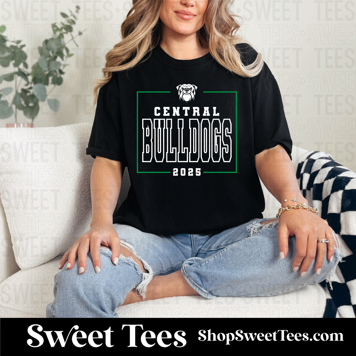 Central Squared Varsity Spirit 091 tee