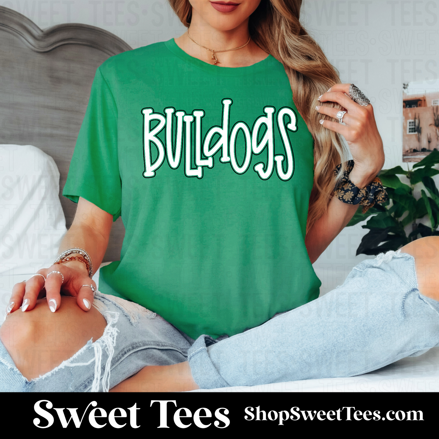 Bulldogs Doodle Mascot 120 tee - Kelly Green