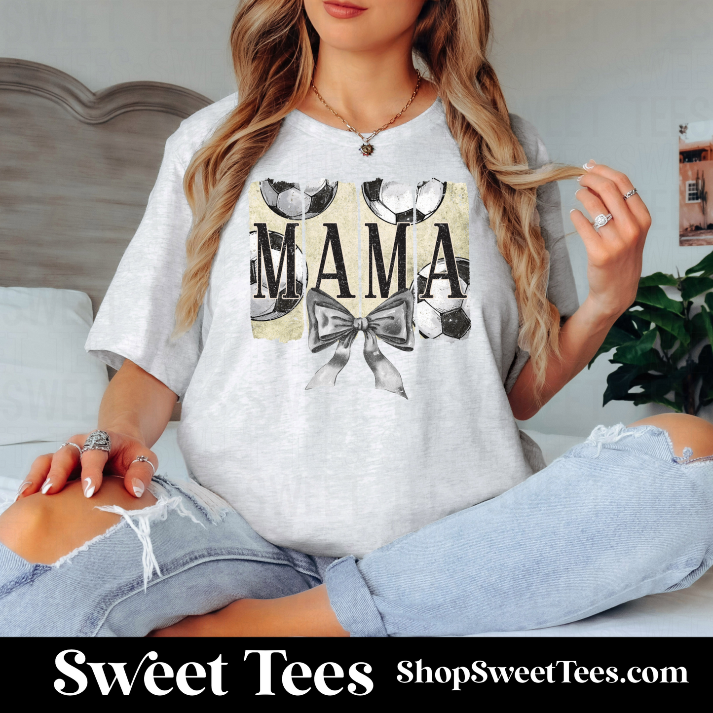 Soccer Vintage Mama tee