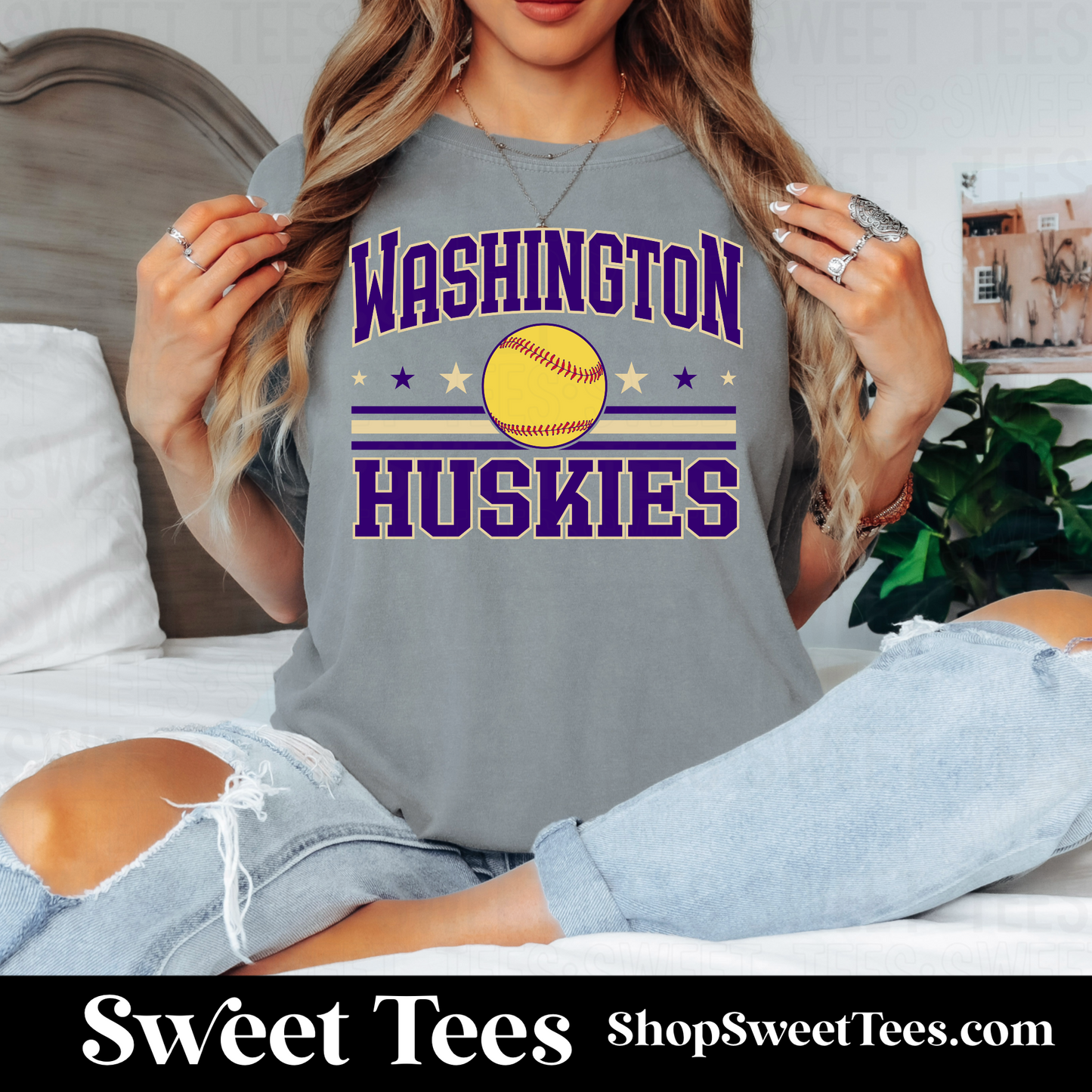 Washington Huskies Softball tee