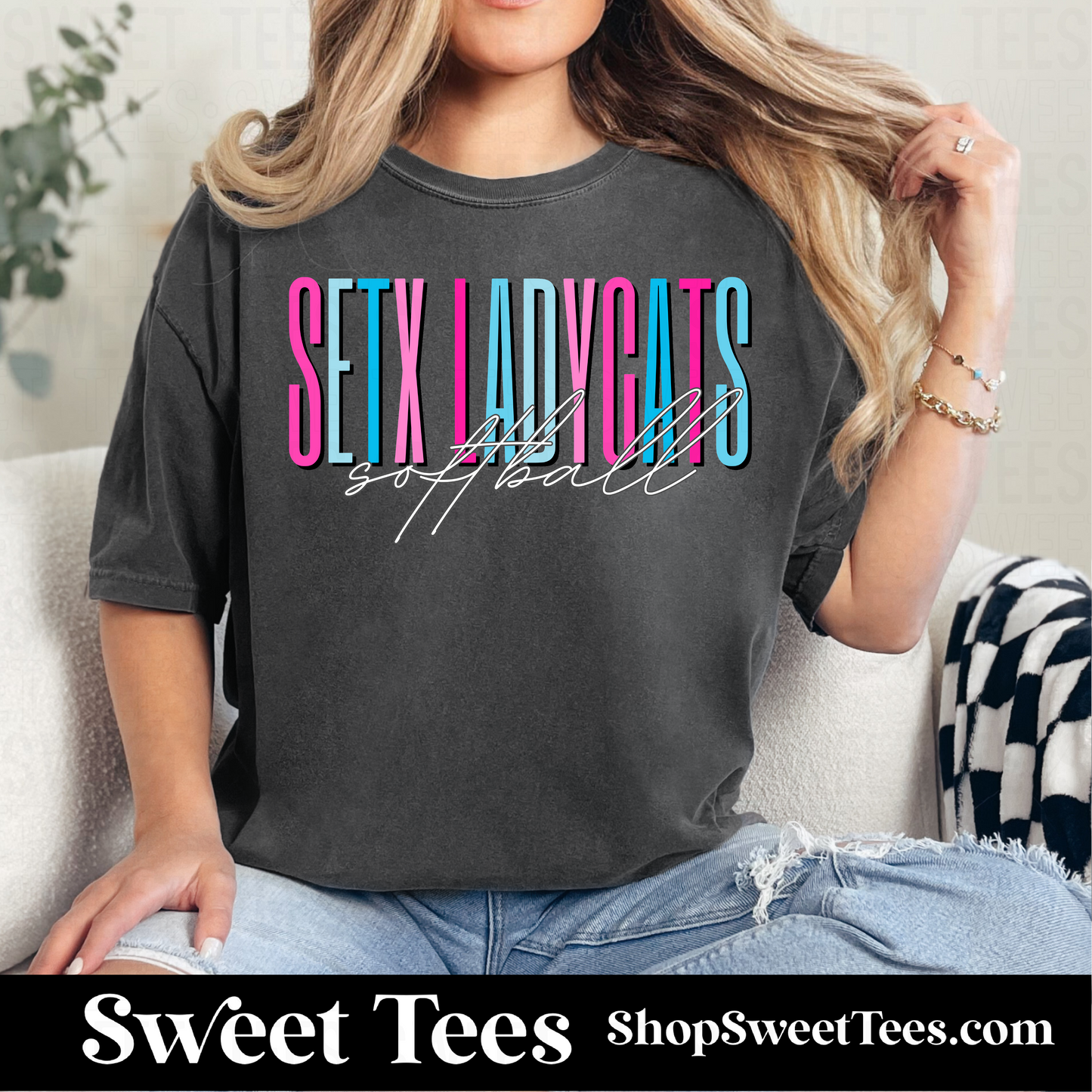 SETX Ladycats Ombre Script 135 tee