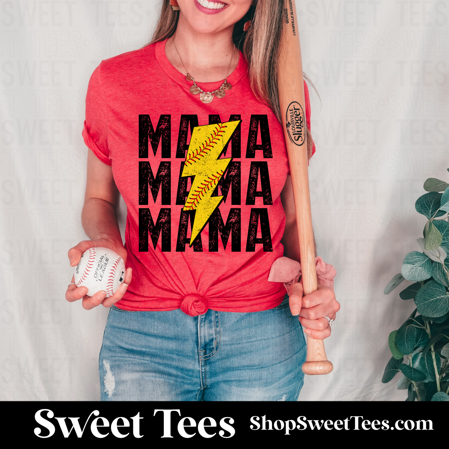 Mama Softball Bolt tee - Red