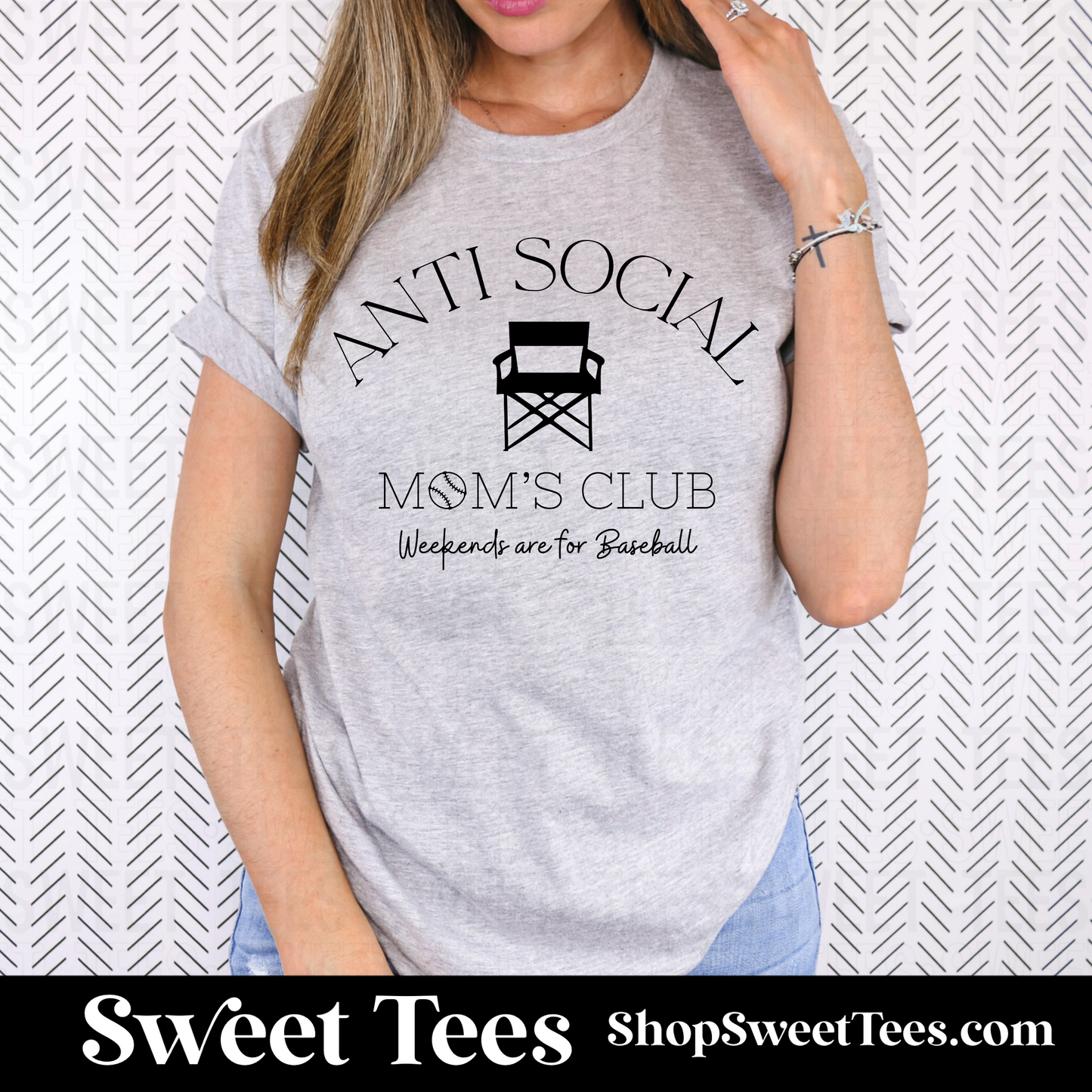 Antisocial Baseball Moms Club tee