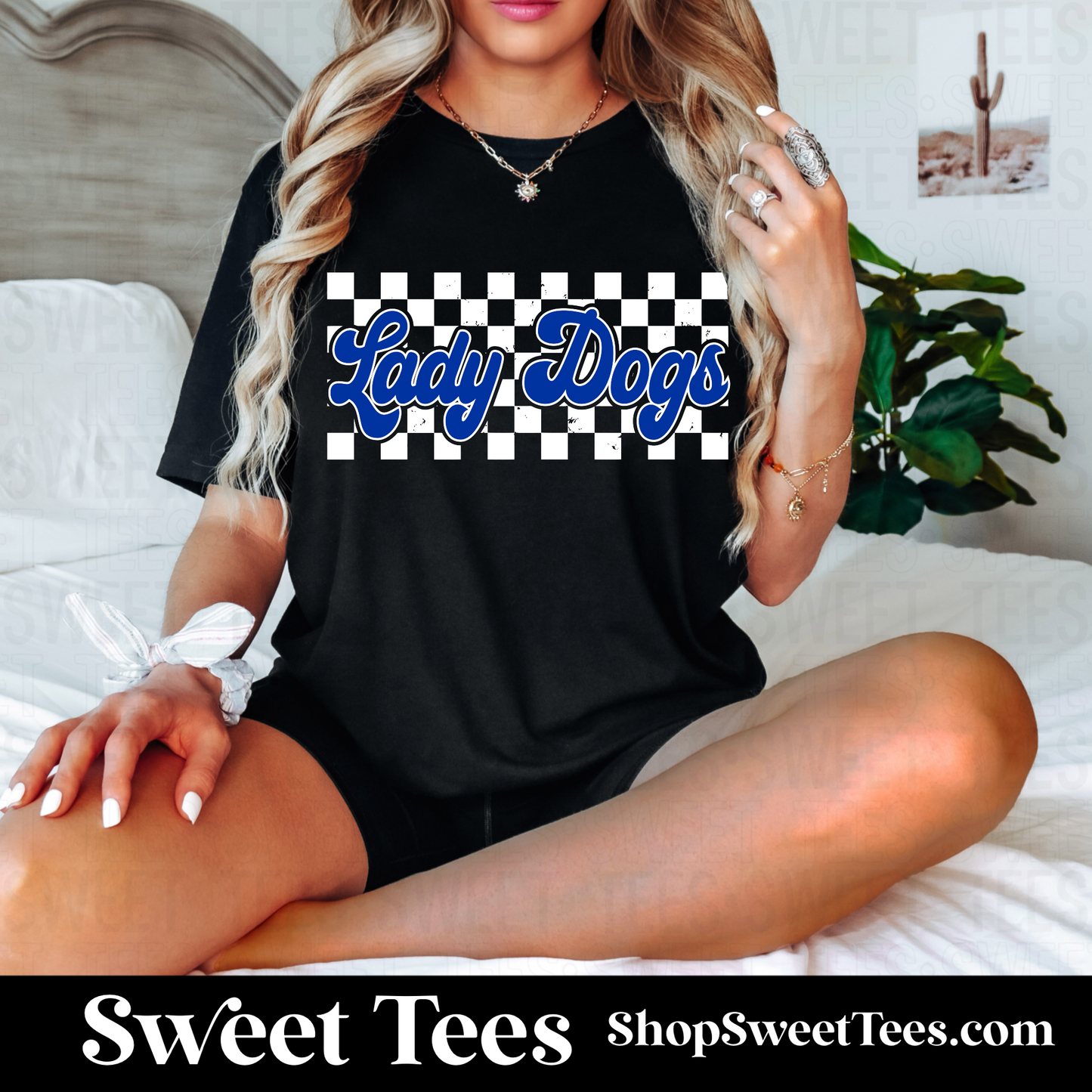 Lady Dogs Checker - Black tee