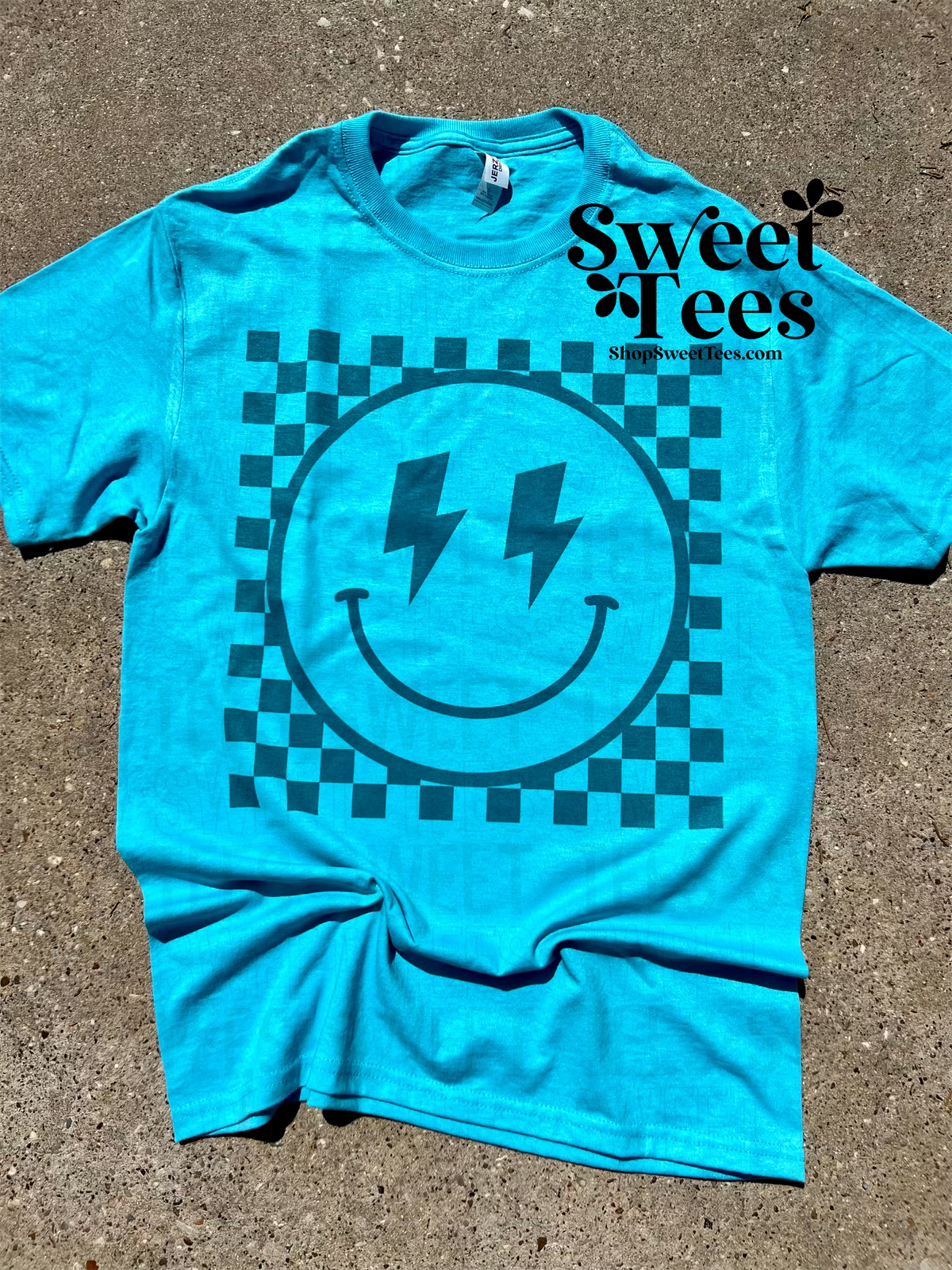 Bolted Smile Checker tee
