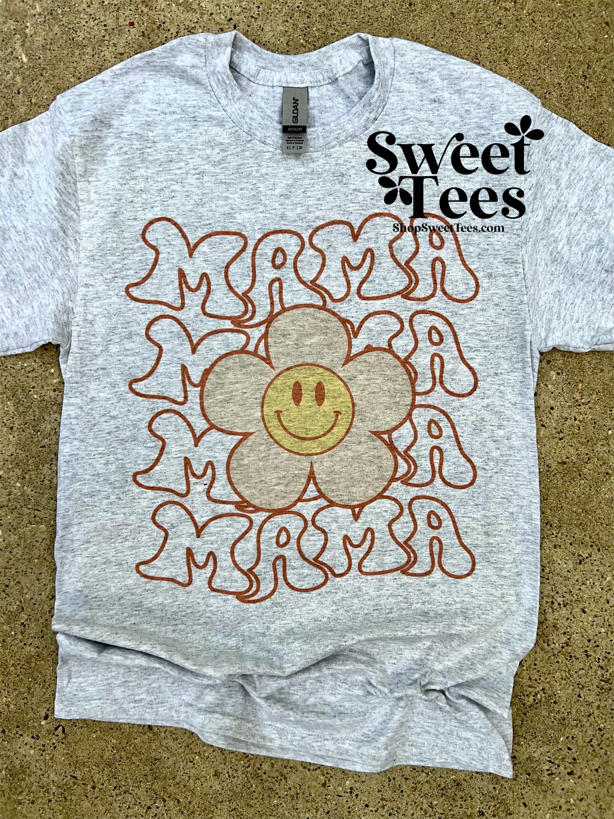 Mama Retro Daisy tee
