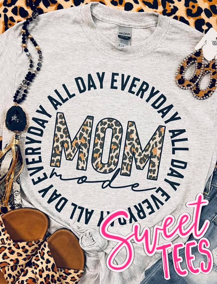 Mom Mode tee