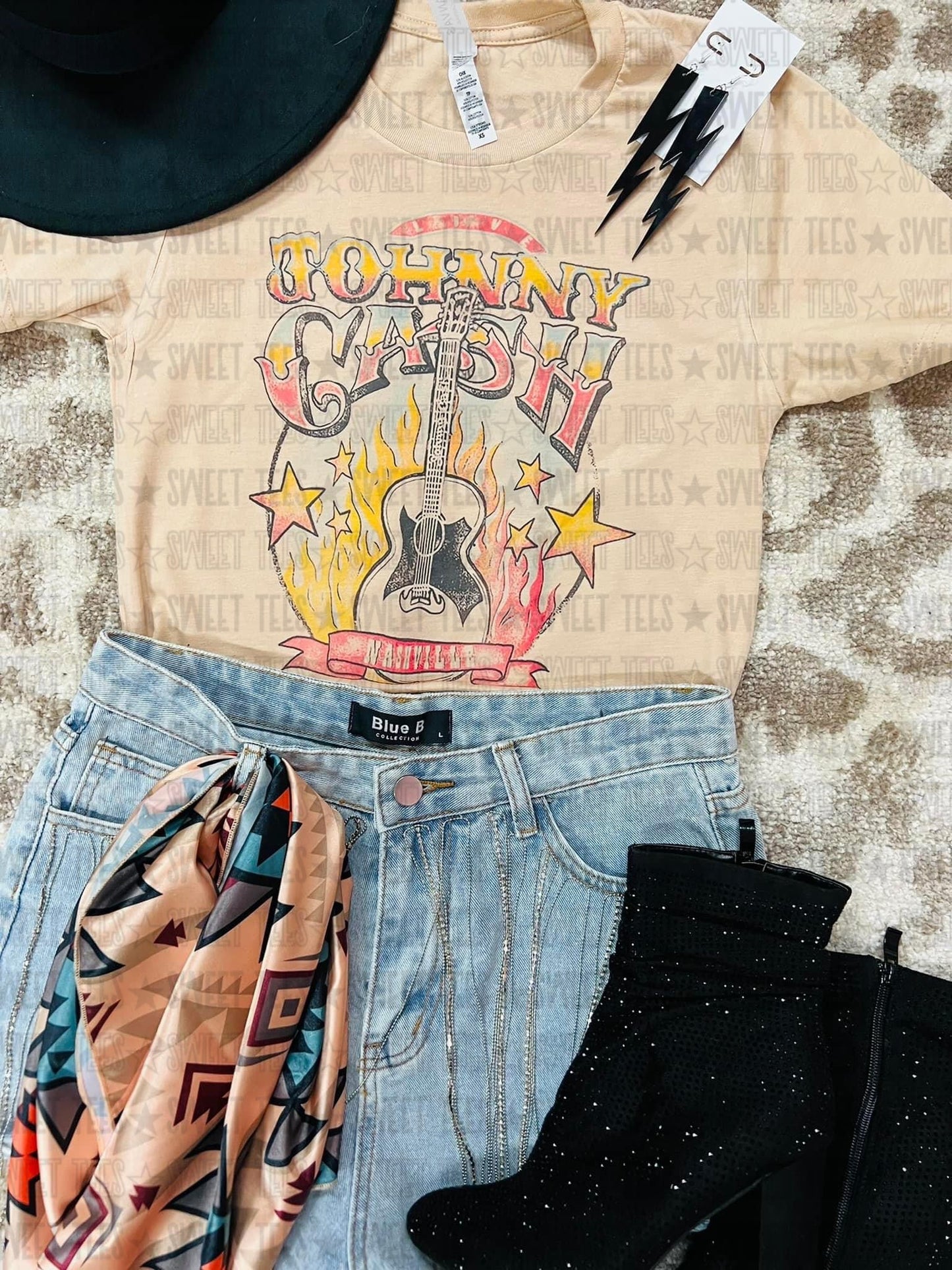 Retro Johnny Cash Solid tee