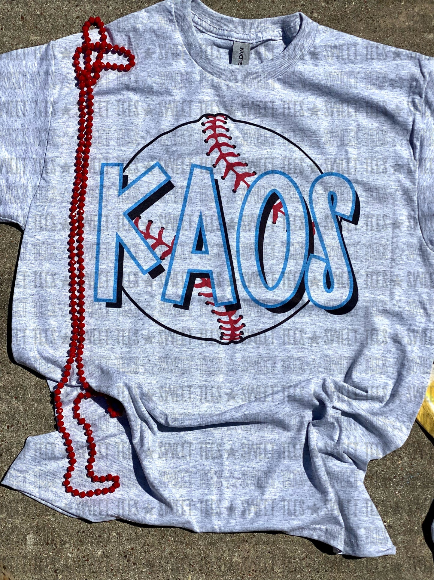 Kaos Ball tee