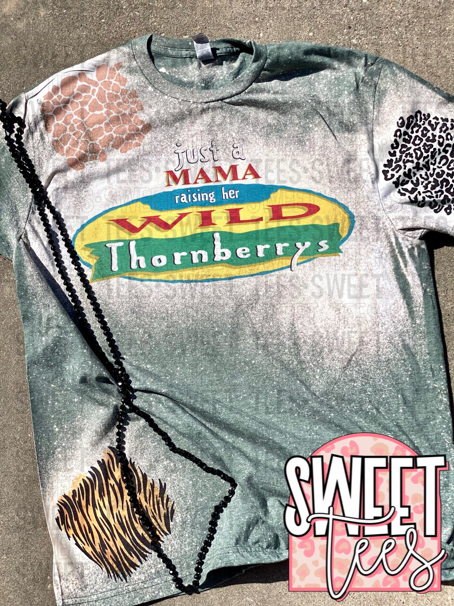 Wild Thornberry's tee