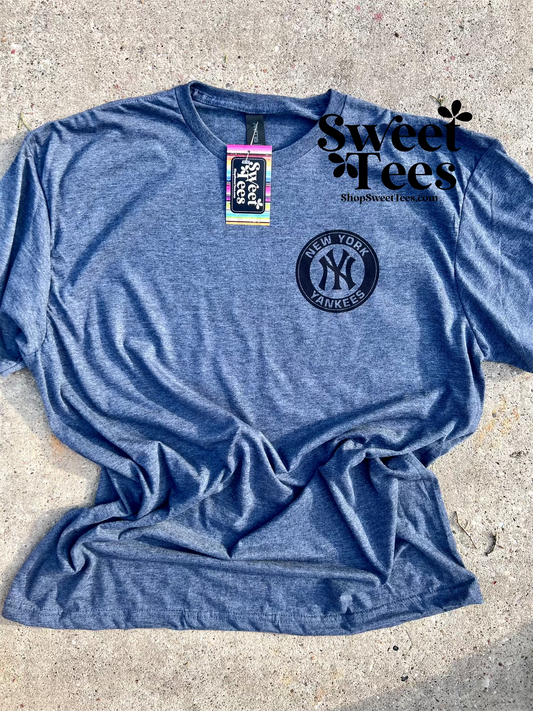 Yankees Retro Wave Pocket tee