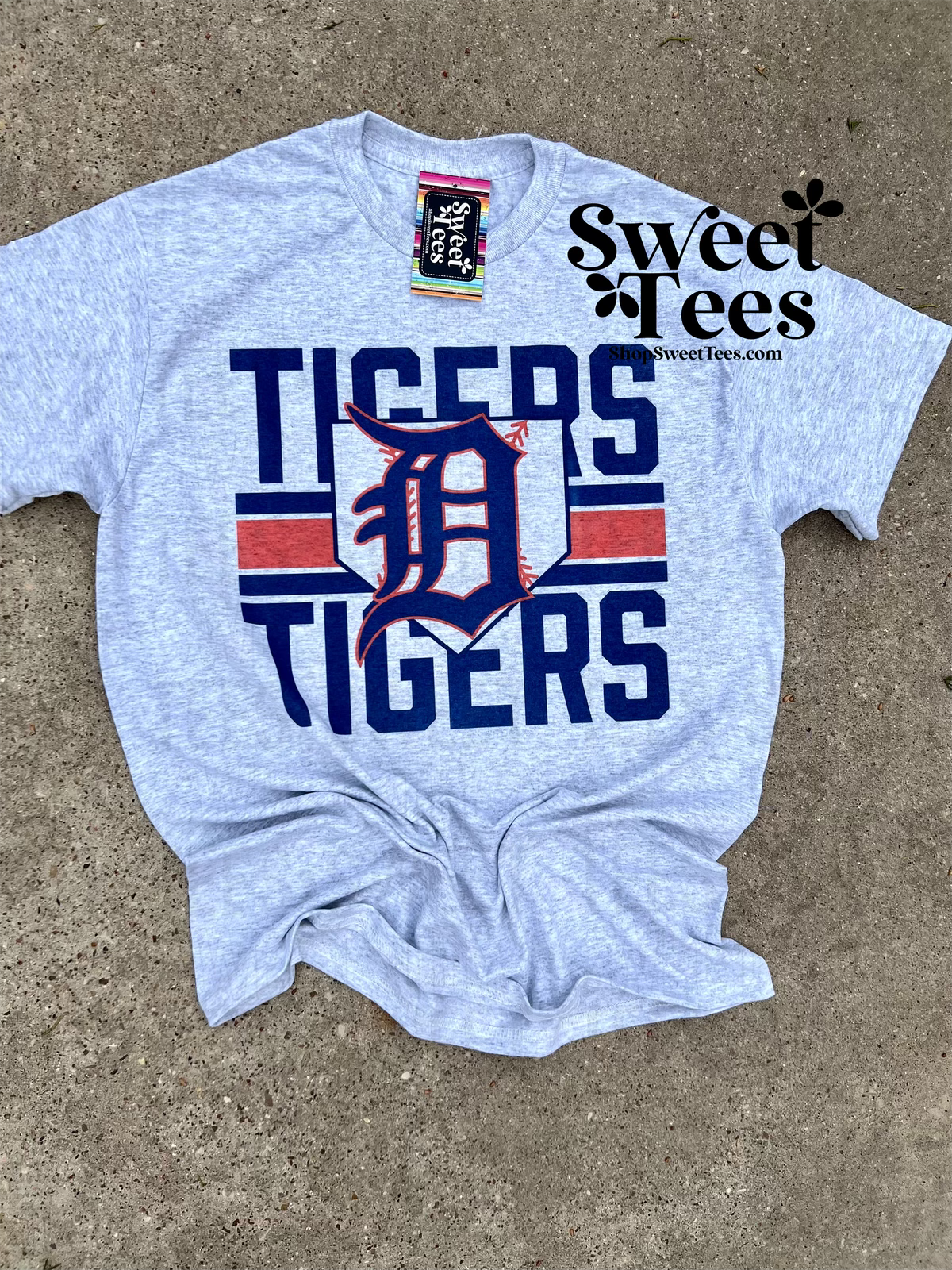 Tigers Double Name tee