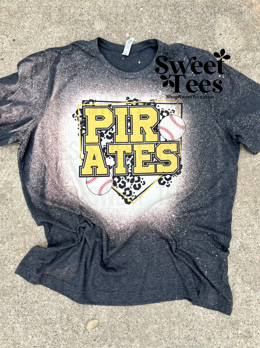 Pirates Baseball Leopard Plate tee