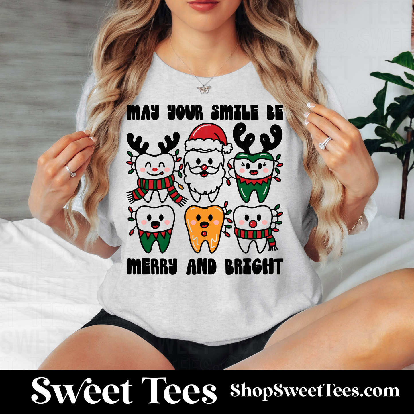 Christmas Teeth tee