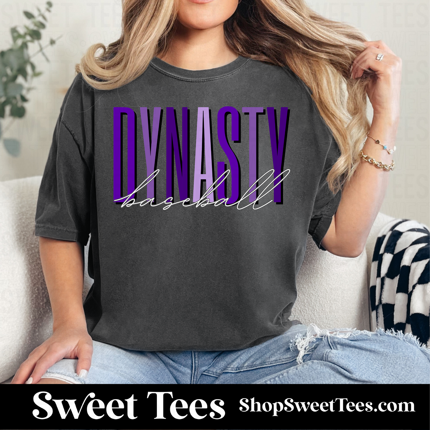 Dynasty Ombre Script 135 tee