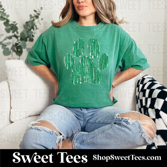 LIV Painted Paw Print 204 tee - Grass Comfort Wash