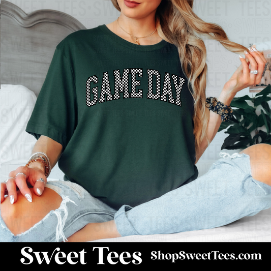 Game Day Checkered tee - Forest