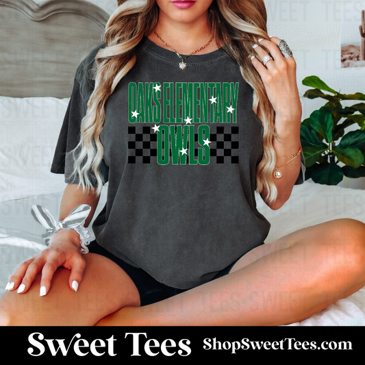 Oaks Elementary Checkered Stars 134 tee