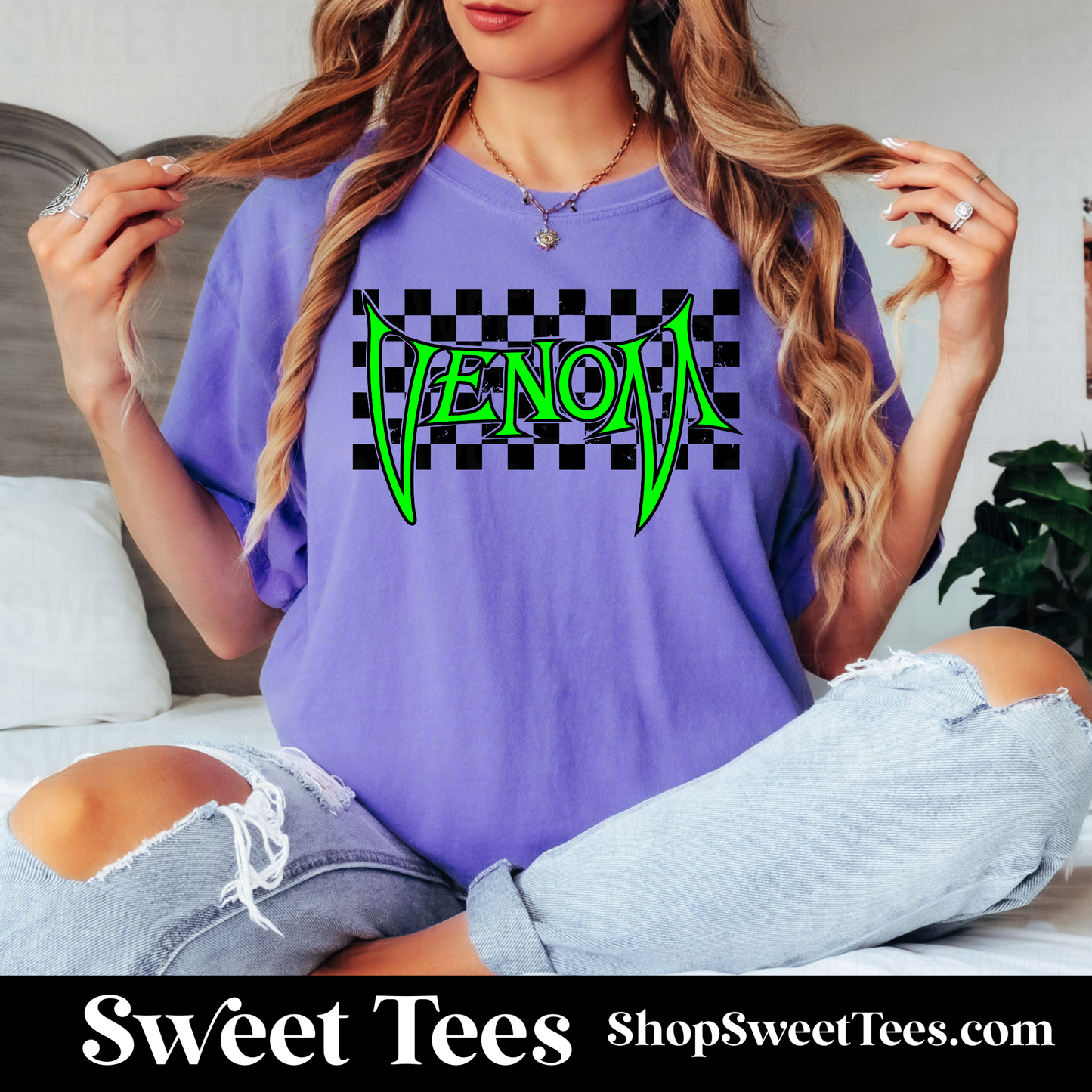 Venom Softball Checker tee