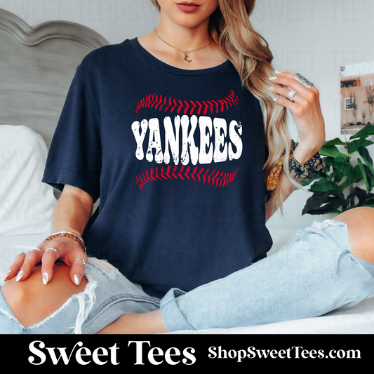 Yankees Retro Baseball tee