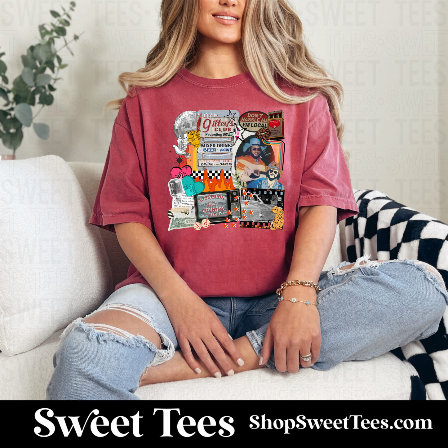 Family Tradition tee - Crimson