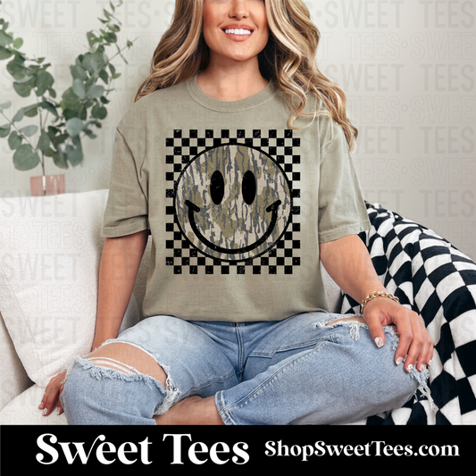 Camo Checker Smile tee (Khaki)