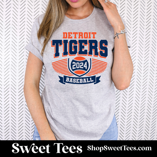 Tigers Baseball Striped Wing tee