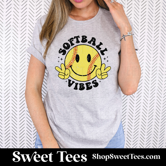 Softball Vibes Smiley tee