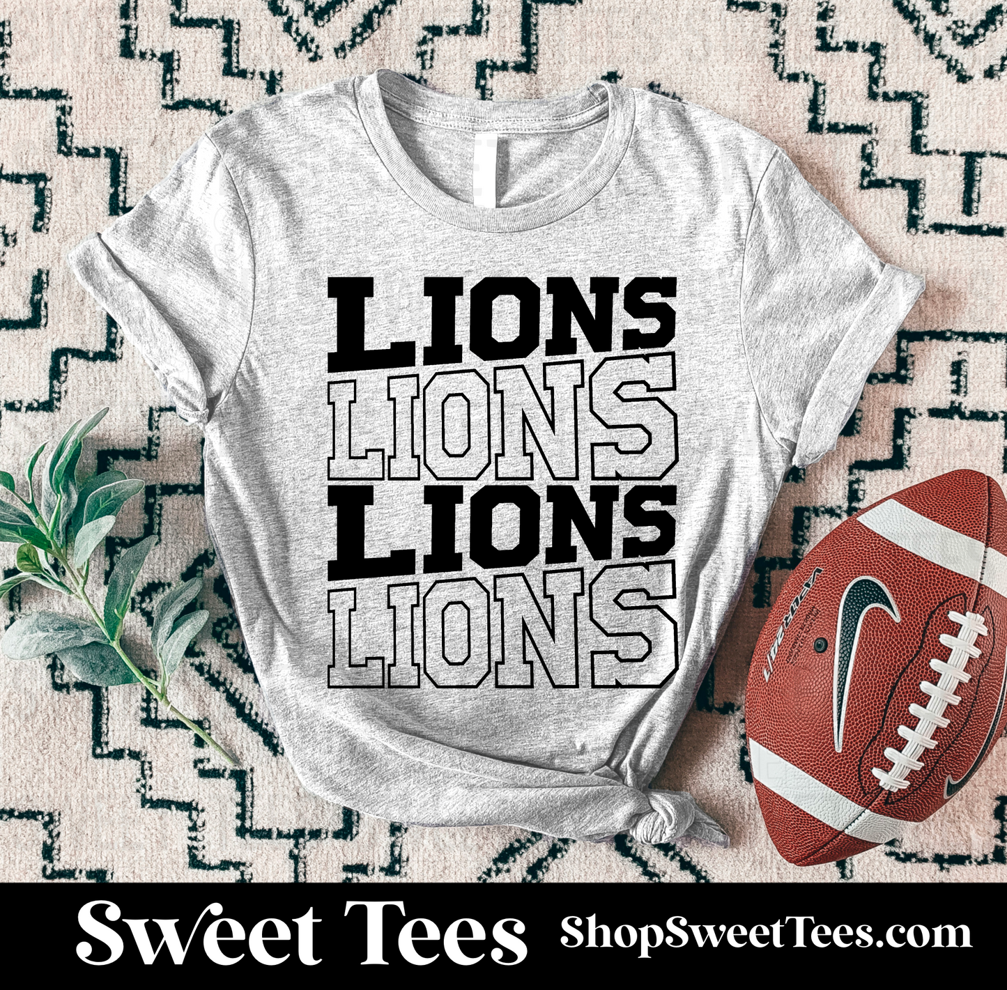 Lions In and Out tee