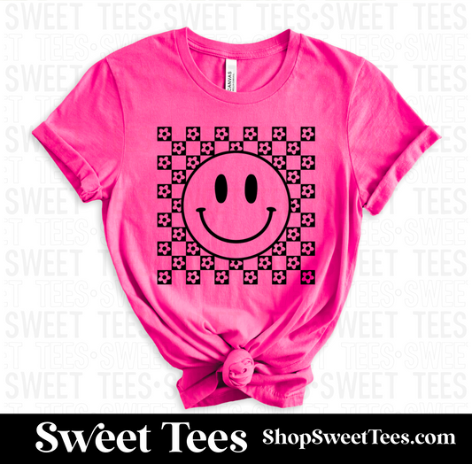 Smile Daisy Checker tee