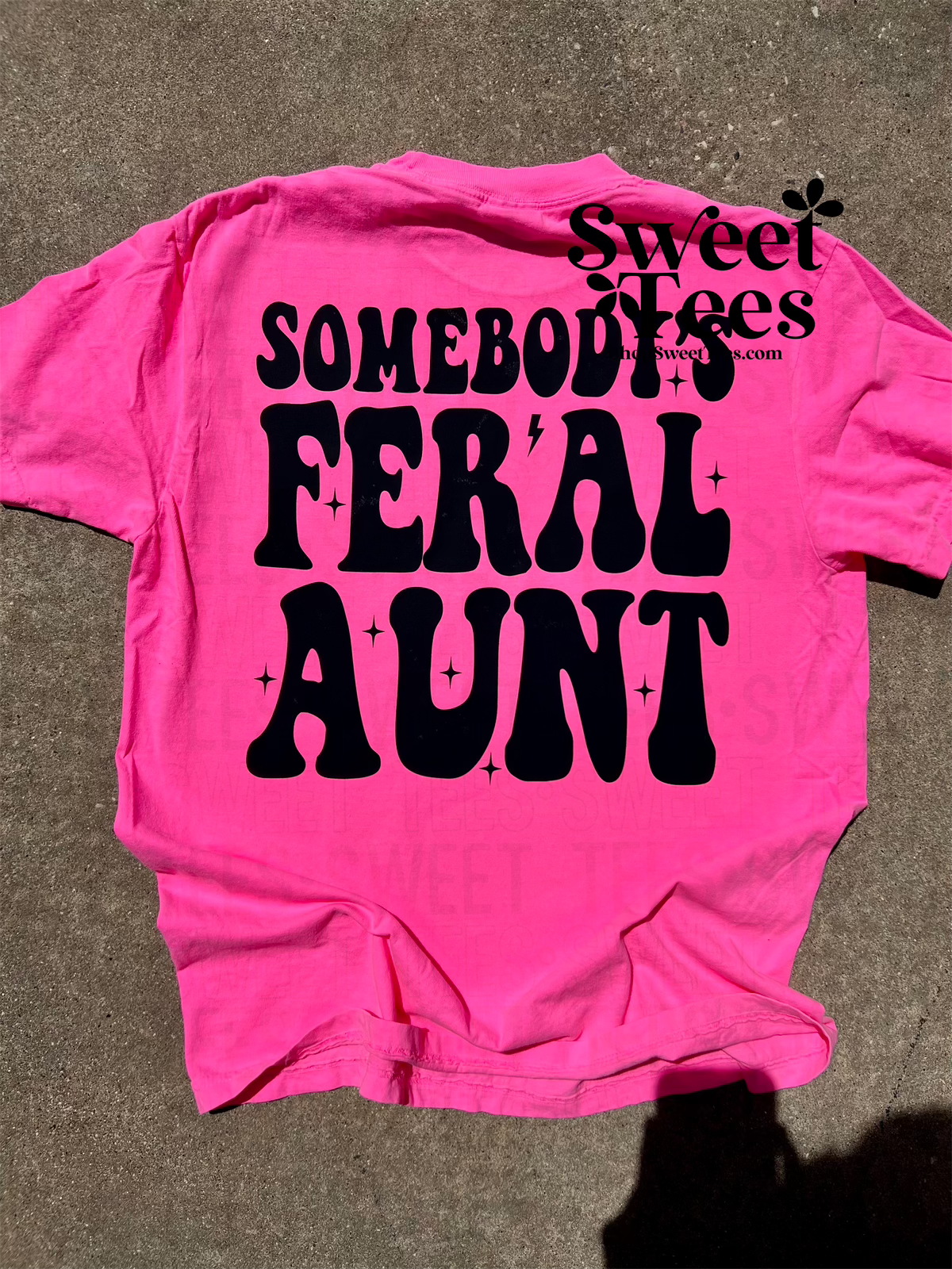 Somebody's Feral Aunt tee