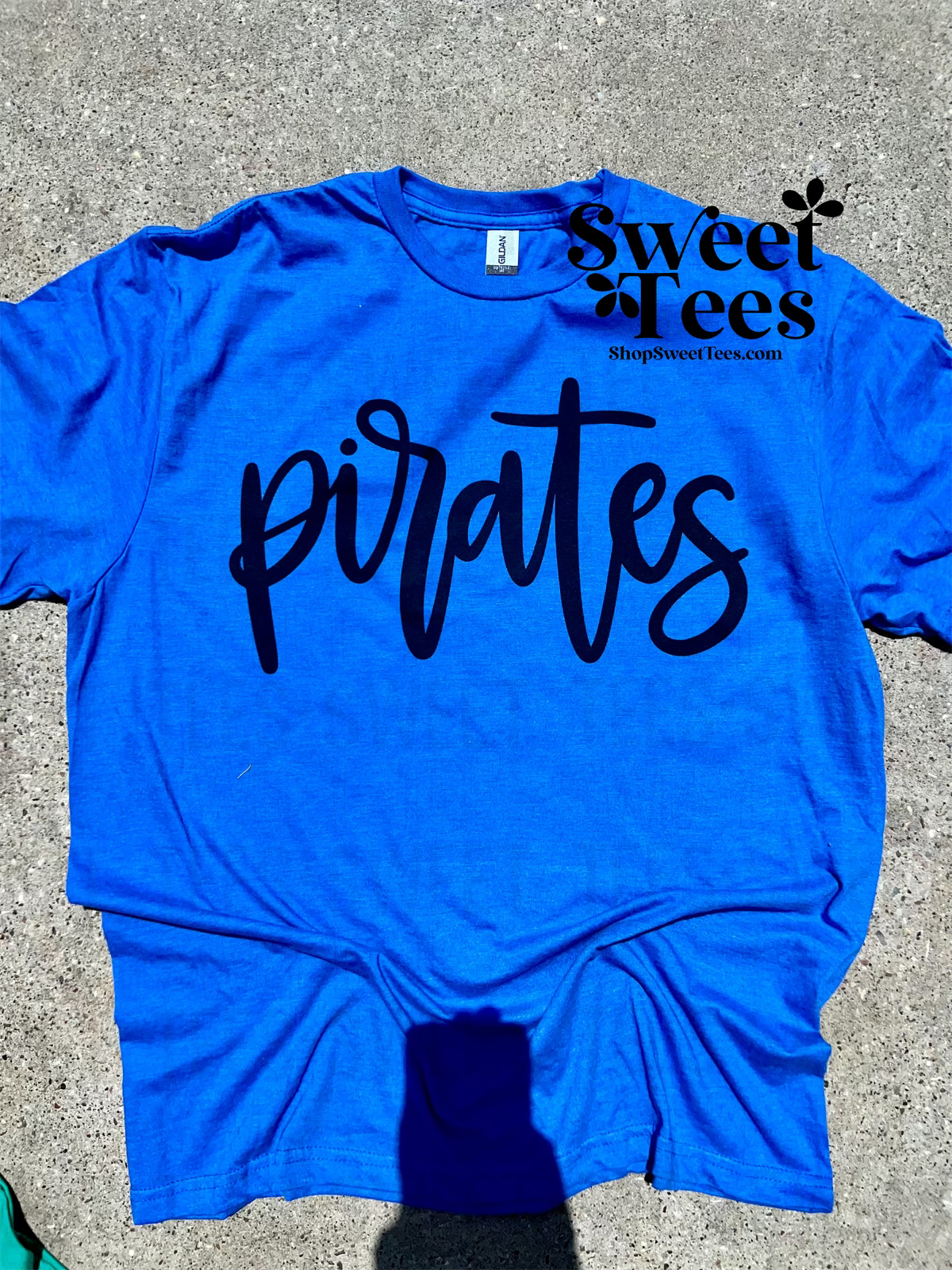 Pirates Hand Lettered Script tee