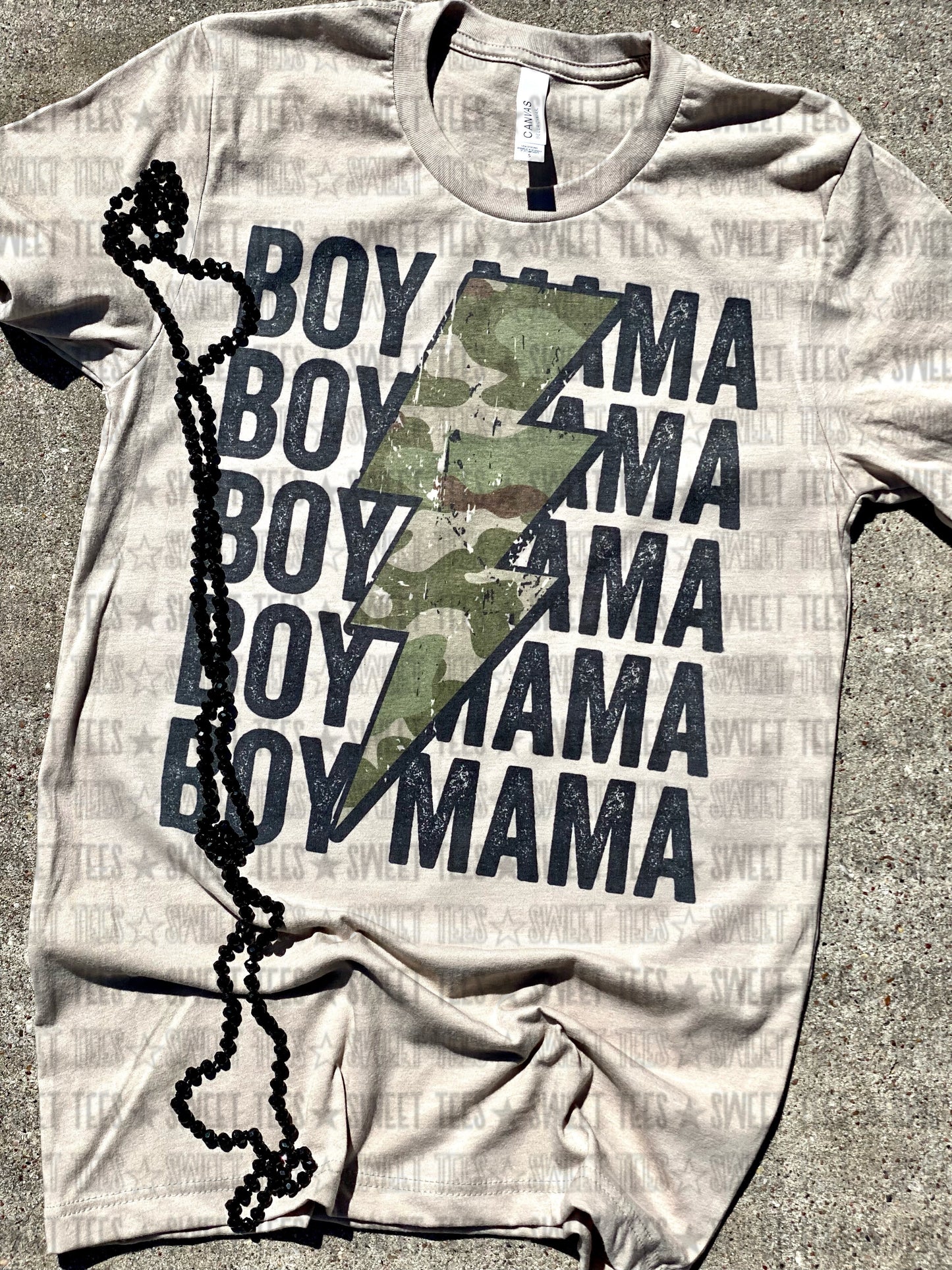 Boy Mama Bolt tee - tan