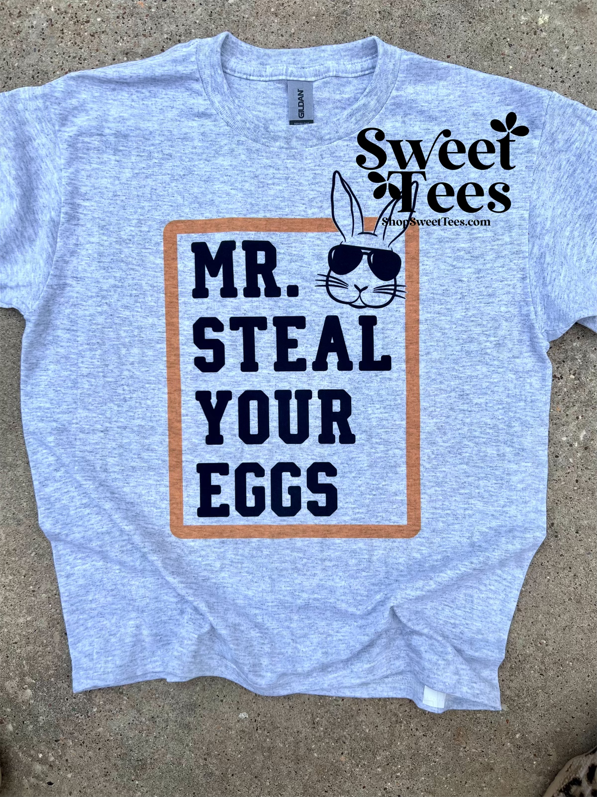 Mr. Steal Your Eggs tee