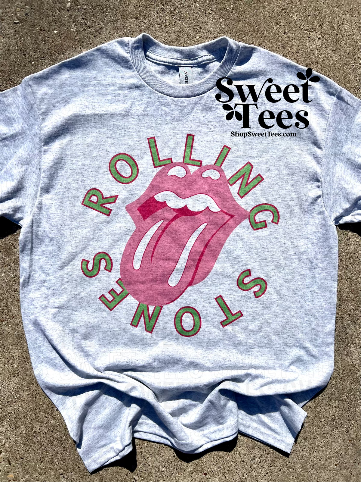 Neon Rolling Stones tee